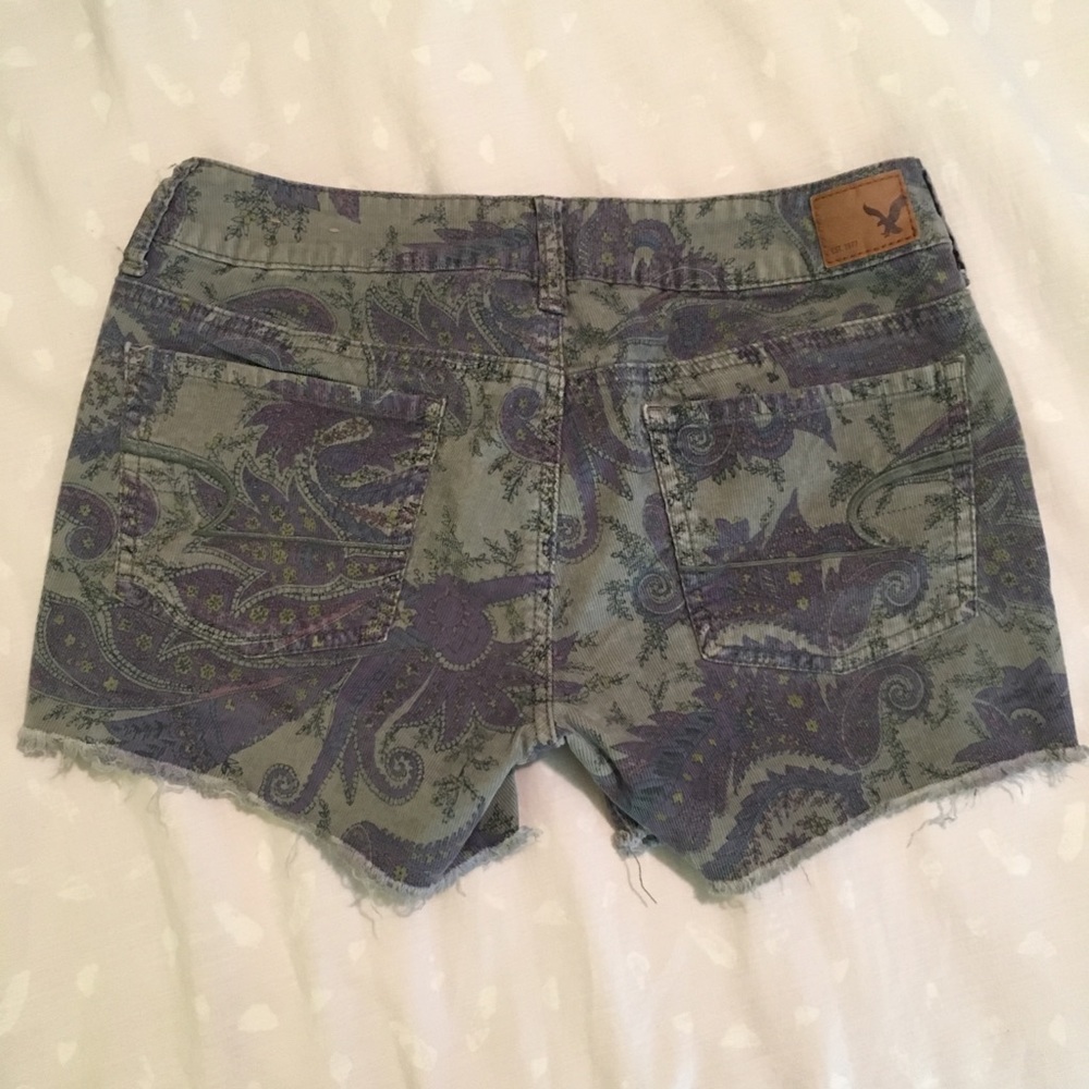 American Eagle Paisley Print Jean Shorts - Picture 2 of 2